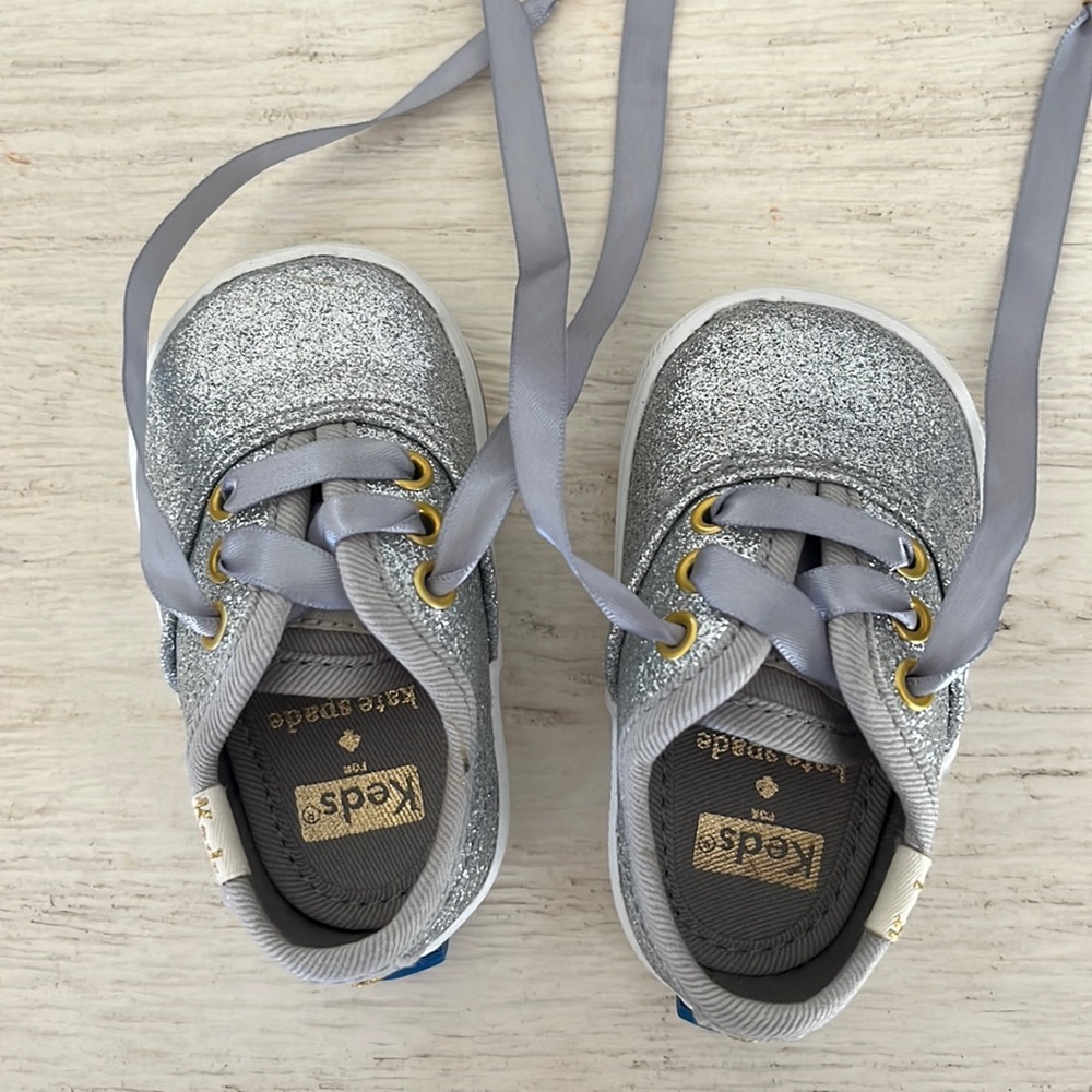 Kate Spade NY Keds Glitter crib shoes, size 1